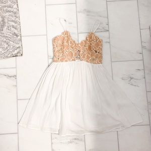 Lace bodice minidress